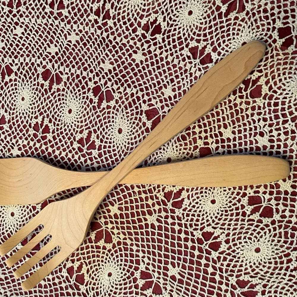 Large salad serve ware never used